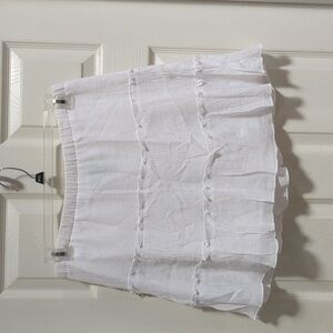 by and by Women's Lined White Crepe Ruffled Mini Skirt New Without Tag Size Lg